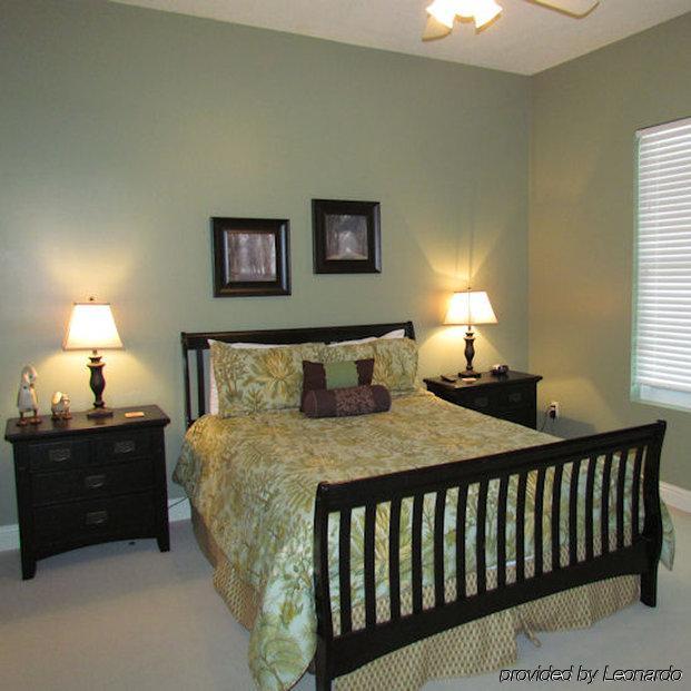 The Wharf By Youngs Sun Coast Orange Beach Room photo