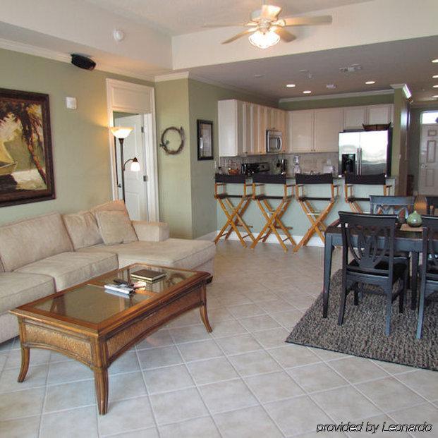 The Wharf By Youngs Sun Coast Orange Beach Room photo